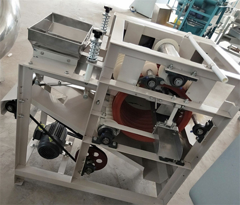 China chickpea peeling machine, soybean peeling machine, peanut peeling machine supplier