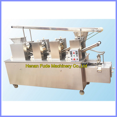 China automatic dumpling making machine , frozen dumpling machine supplier